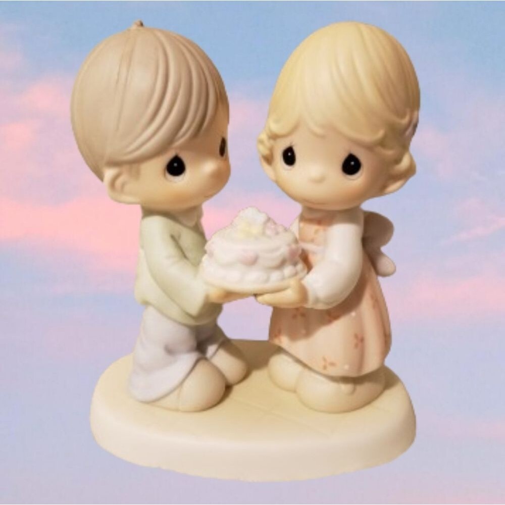 Precious Moments Happy Birthday to Our Love. 2003